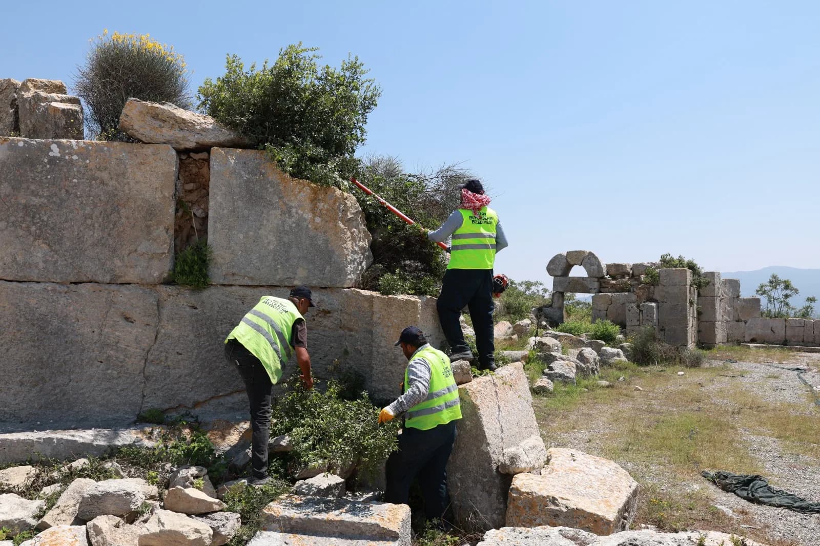 Tarihi ve Turistik Alanlara HBB’nin Eli Değiyor