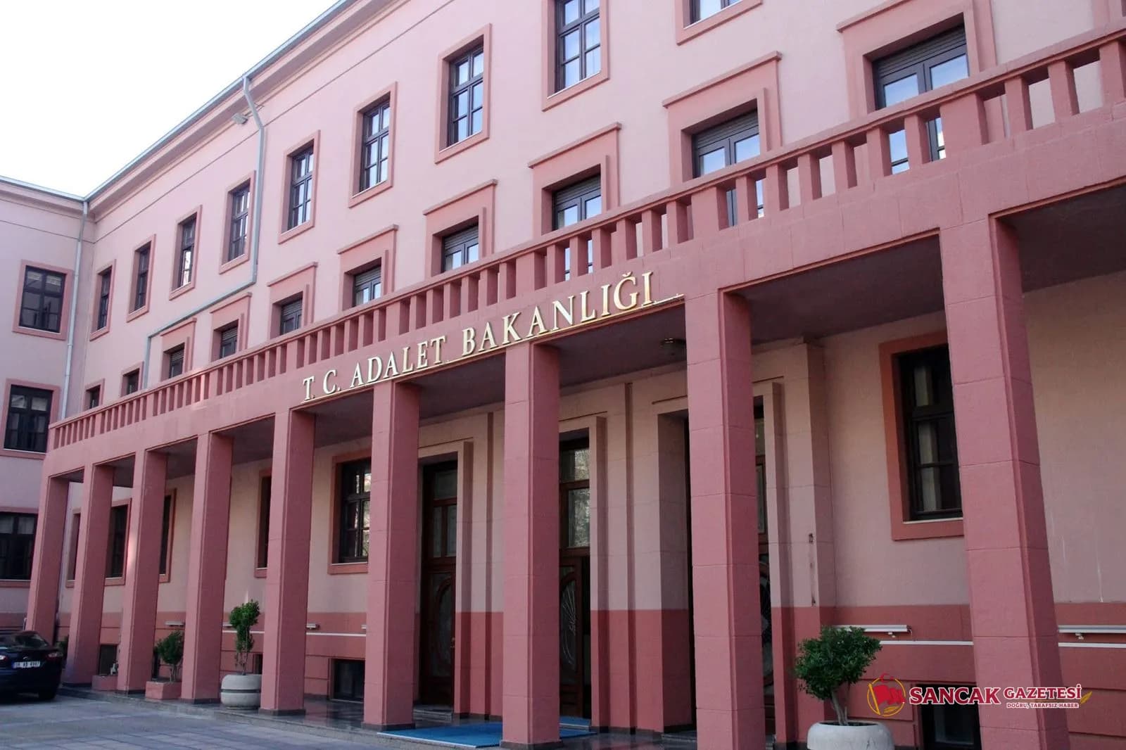 Adalet Bakanlığı'ndan Basın Açıklaması: Marmaris Davası Firarisi Burkay Karatepe Yakalandı