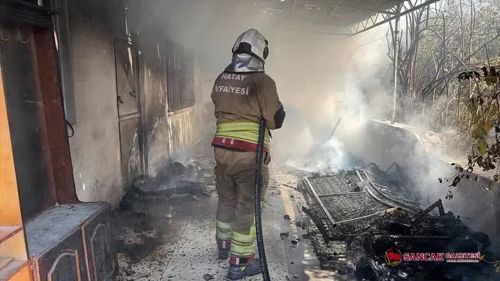 Arsuz’daki Mesken Yangını Kısa Sürede Söndürüldü