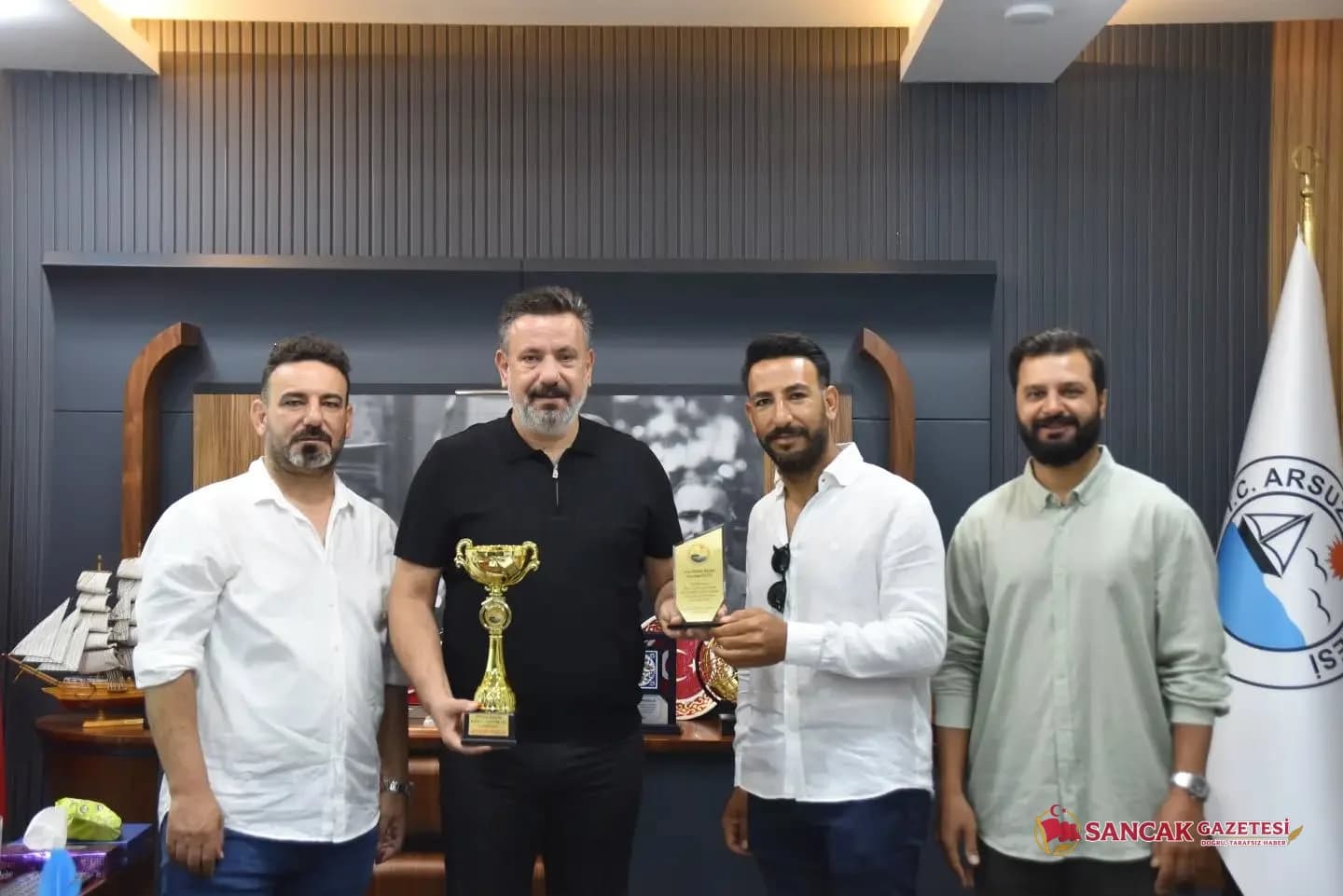 Başkan Sami Üstün'den Arsuz Belediye Spor’a Üst Ligi Tebriği