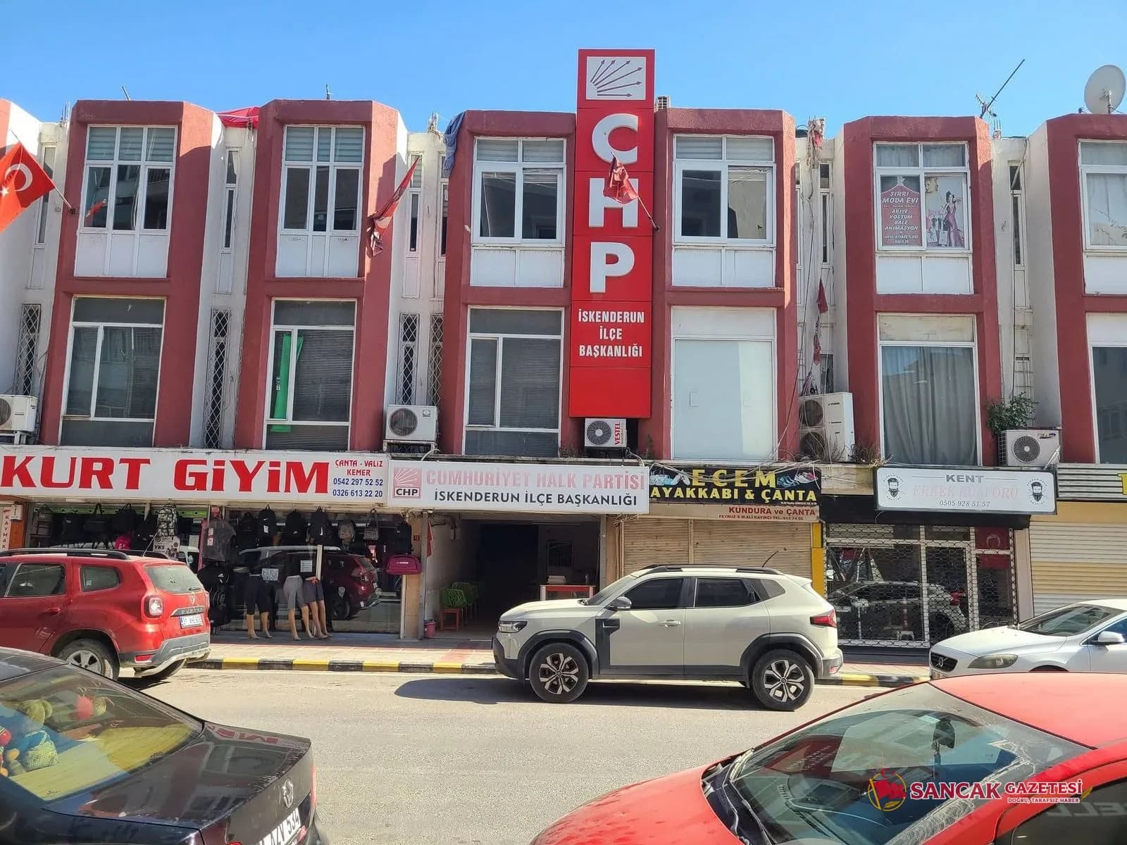 CHP İskenderun İlçe Başkanlığında Devir Teslim İşlemleri Tamamlandı