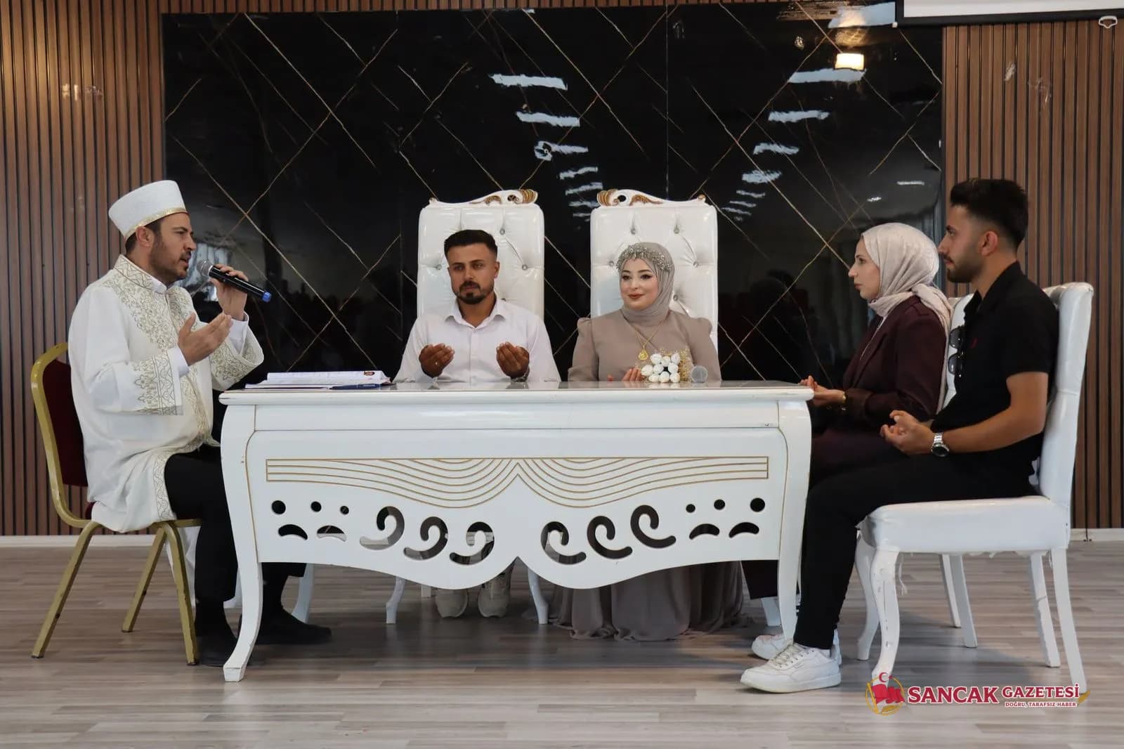 Hatay'da TDV'nin "İki İnsan Bir Hayat" Projesiyle Bir Genç Çift Daha Dünyaevine Girdi