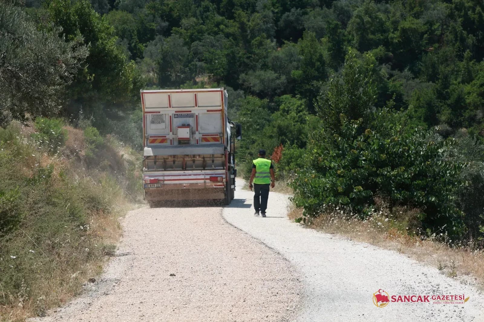 HBB'den Defne Döver Mahallesi'nde Yol Çalışması