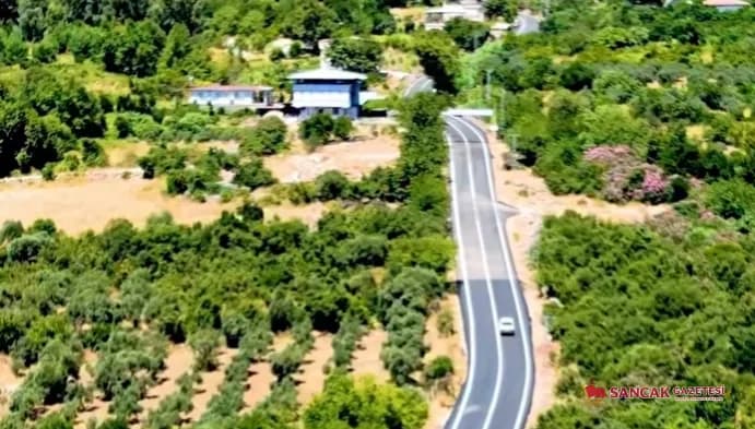 Kırıkhan’a Ulaşım Yatırımı: 4 Mahalle Birbirine Sıcak Asfaltla Bağlandı