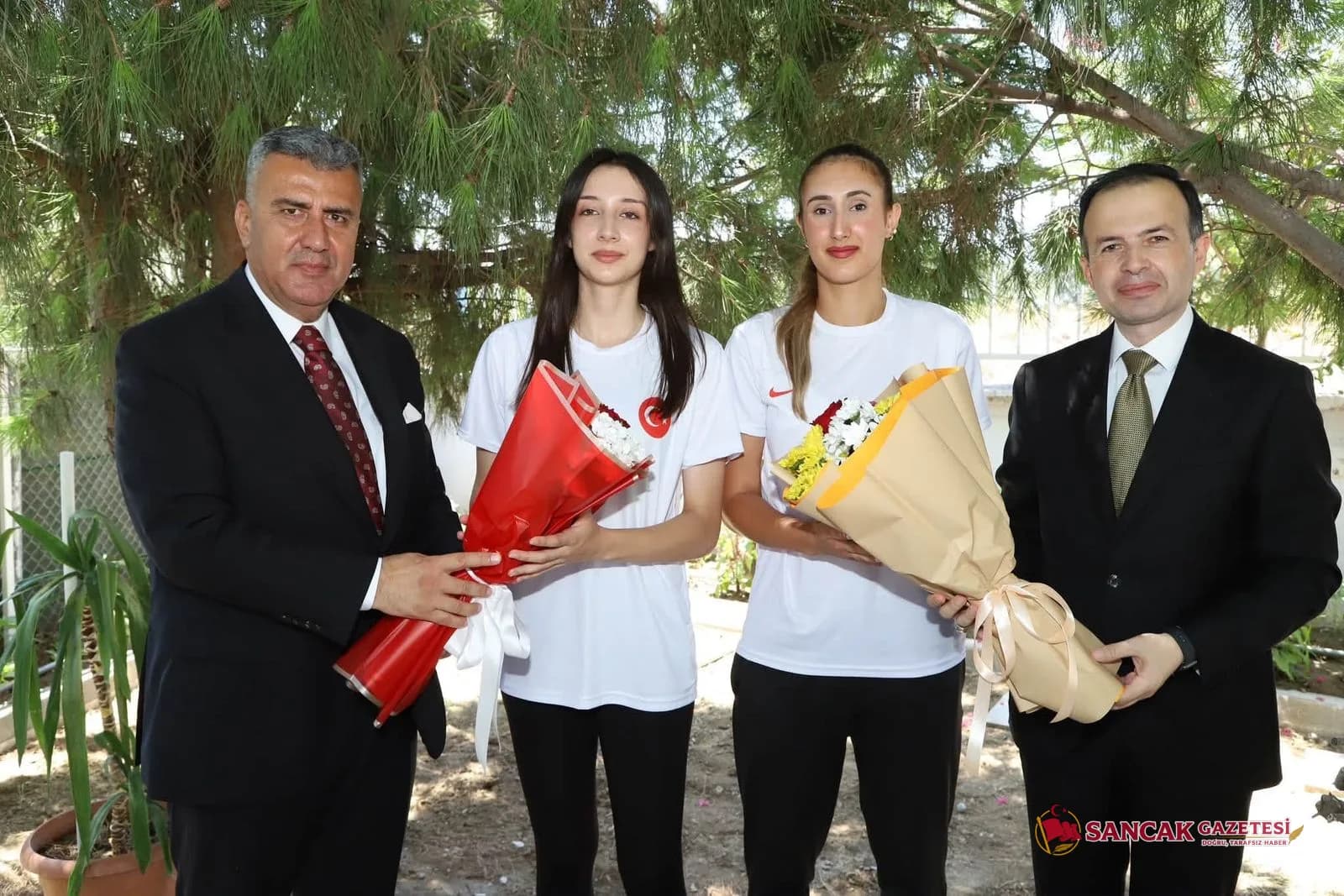 Payas’tan Milli Takıma Uzanan Başarı: Beren Singin ve Ecrin Köse Milli Formayı Giyecek!